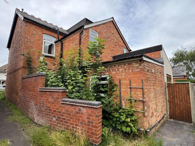 House for sale in Stirchley, West Midlands