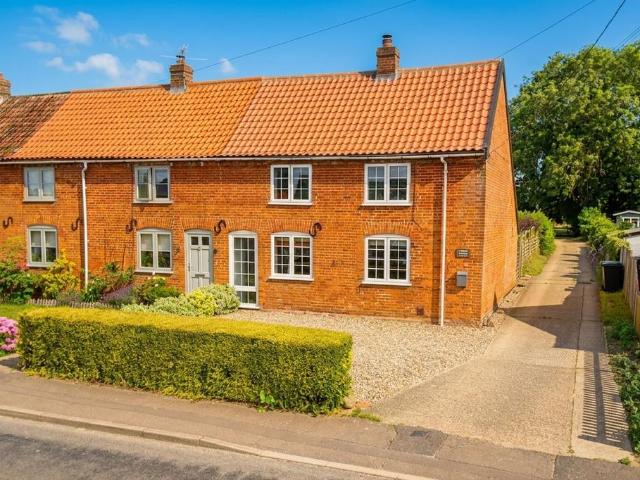 House for sale in East Tuddenham, Norfolk