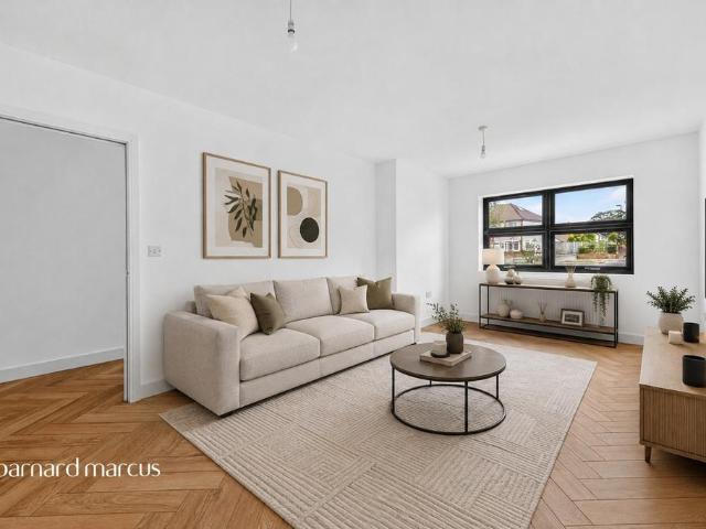 House for sale in London Borough of Croydon, Greater London