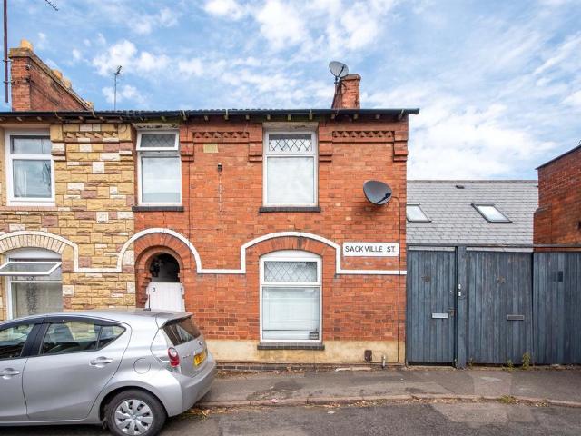 House for sale in Brambleside, Kettering