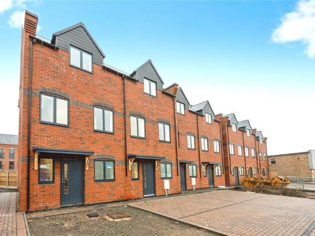 House for sale in Cliff Hill, Green Close