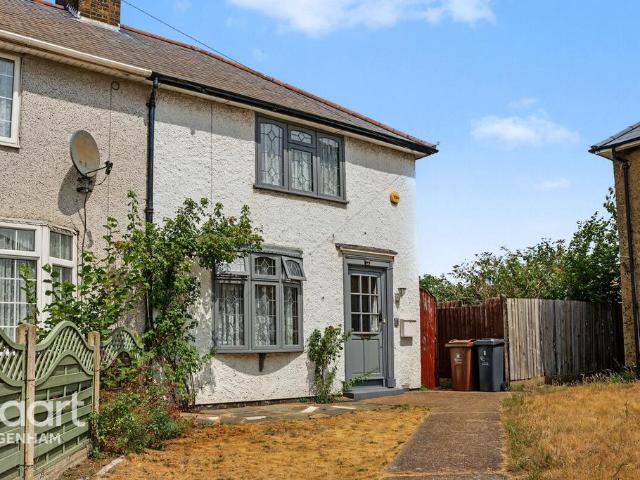 House for sale in Scrattons Farm, Greater London