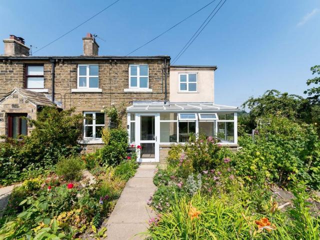 House for sale in Shelley, Lower Cumberworth