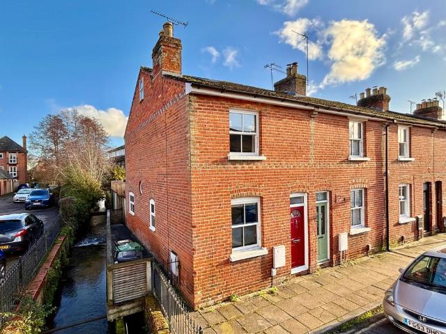 House for sale in Hampshire