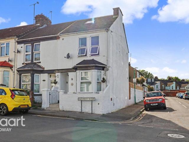 House for sale in Brompton, Gillingham