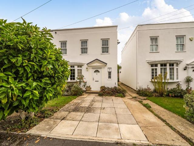 House for sale in Warden Hill, Cheltenham