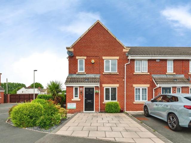 House for sale in Widnes