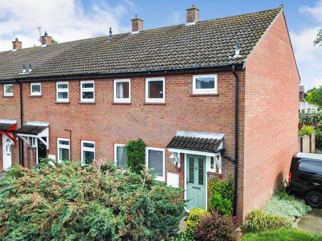 House for sale in Bedford