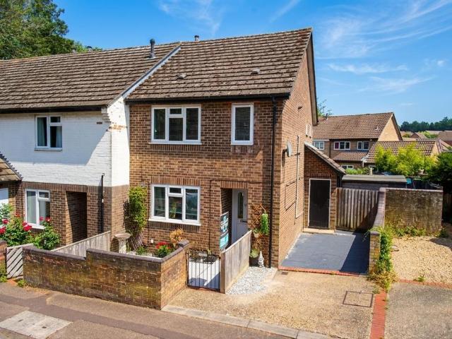 House for sale in Clover Hill, Norwich