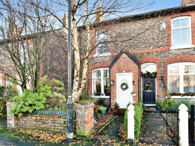 House for sale in Timperley, Trafford Park