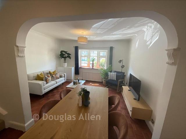 House for sale in Navestock Side, Essex