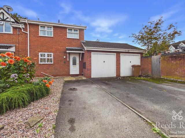 House for sale in Holmes Chapel