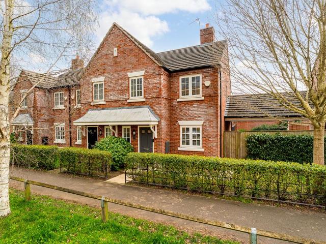 House for sale in Sandymoor, Halton