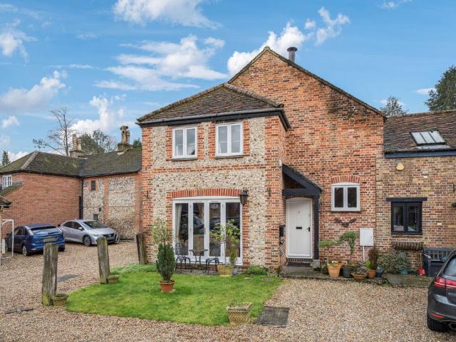 House for sale in Batchworth, Hertfordshire
