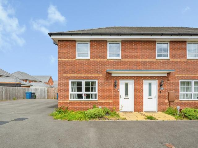 House for sale in Kettlebrook, Staffordshire
