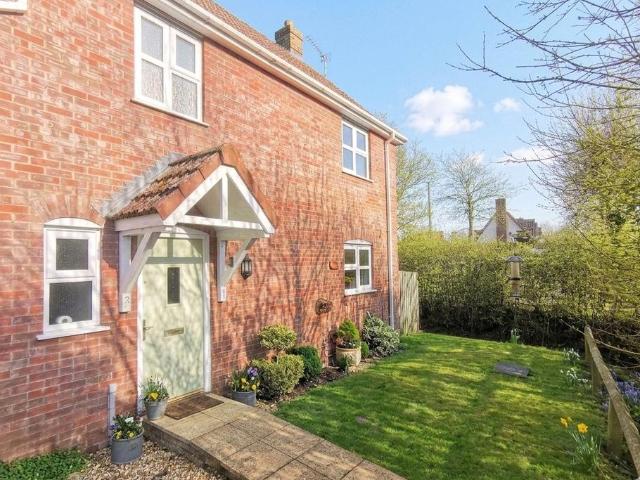 House for sale in Bedingfield, Suffolk