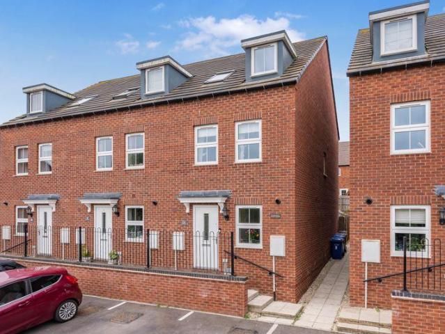 House for sale in Evershot, Oxfordshire