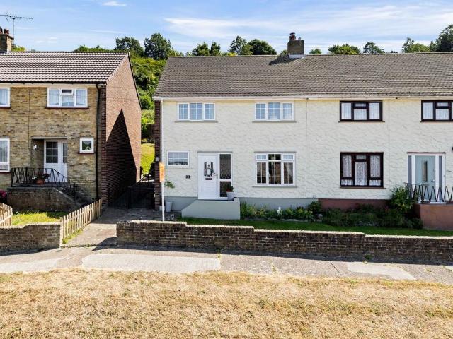 House for sale in Clarendon, Ash