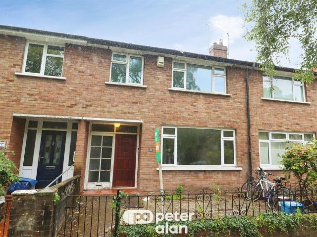 House for sale in Plasnewydd, Falcon Lodge