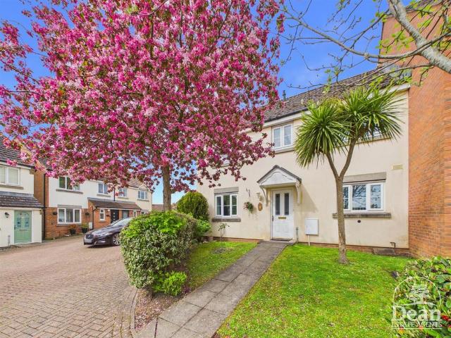 House for sale in Tutnalls, Bromsberrow Heath
