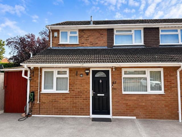 House for sale in Cox Green, Maidenhead