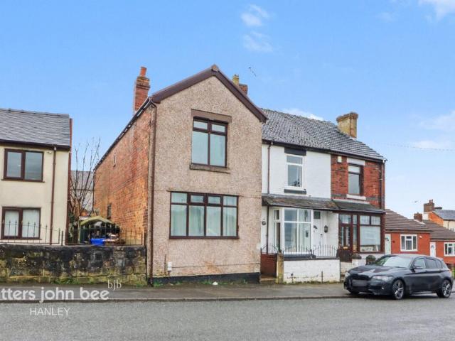 House for sale in Norton-Le-Moors, Ball Green