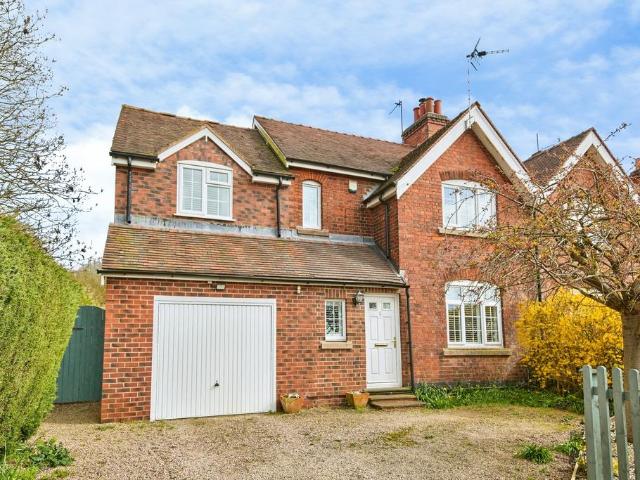House for sale in Egginton, East Midlands