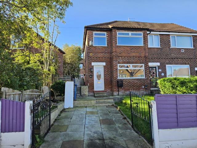 House for sale in Droylsden, Tameside