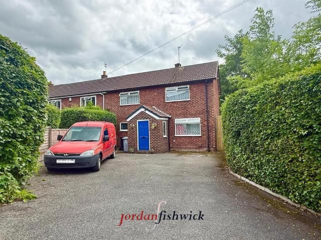 House for sale in Hurdsfield, Macclesfield