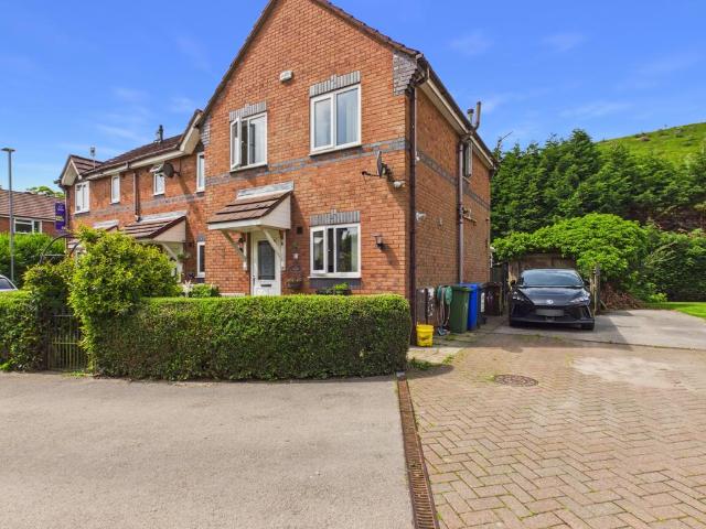 House for sale in Greenheys, Greater Manchester