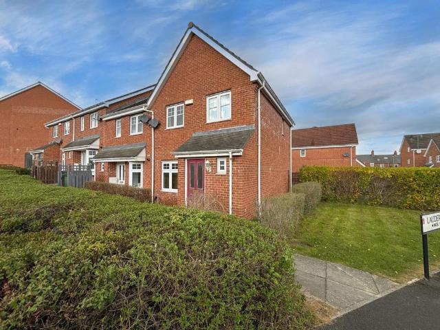 House for sale in Pelaw, Tyne And Wear