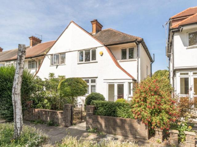 House for sale in London Borough of Hounslow, Greater London