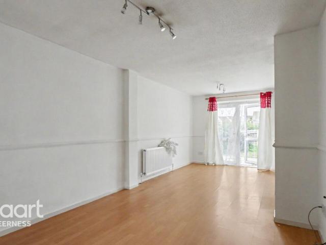 House for sale in Oad Street, Kent