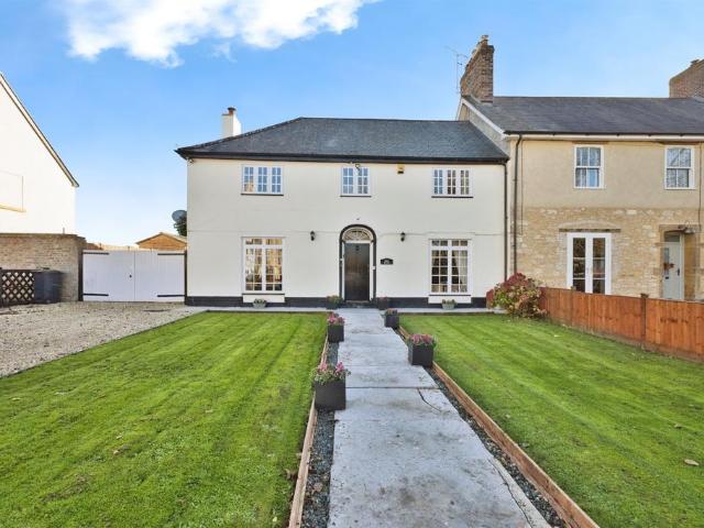 House for sale in Merriott, Somerset