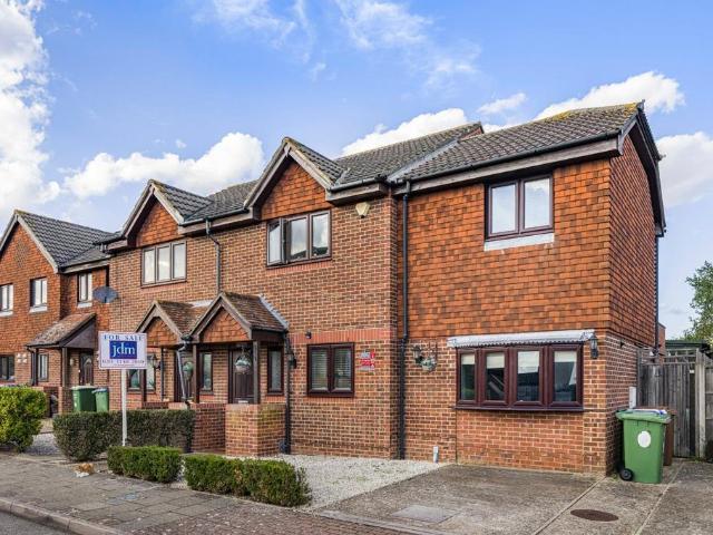 House for sale in Upton, Greater London