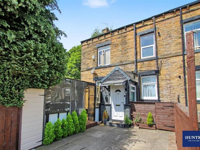House for sale in Laisterdyke, West Yorkshire