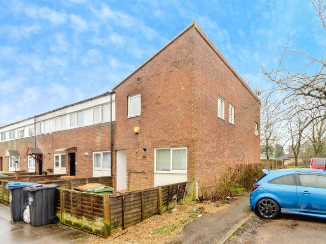 House for sale in Wolverton and Greenleys, Old Wolverton