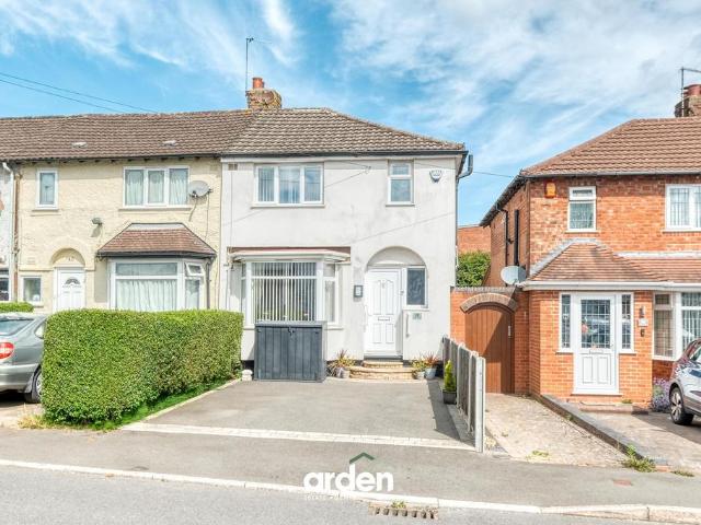 House for sale in Bromsgrove, Worcestershire