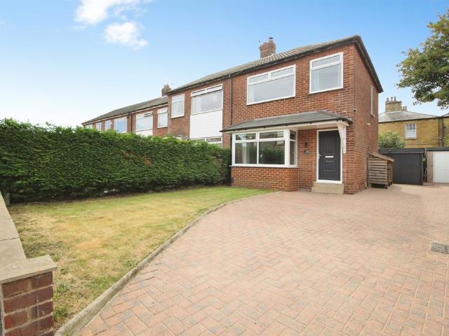 House for sale in Churwell, West Yorkshire
