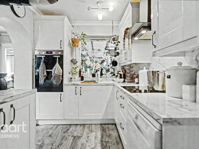 House for sale in Snipeshill, Oad Street