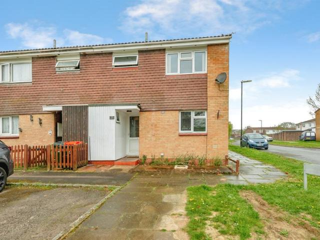 House for sale in Bewbush, Crawley