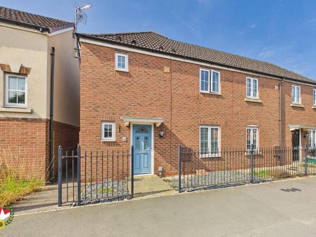 House for sale in Gloucester, Gloucestershire