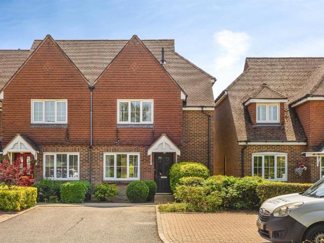 House for sale in Perryfields, West Sussex