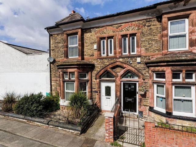 House for sale in Stoneycroft, Calderstones