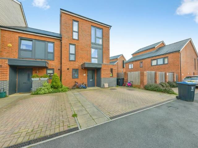 House for sale in Pouchen End, Hertfordshire