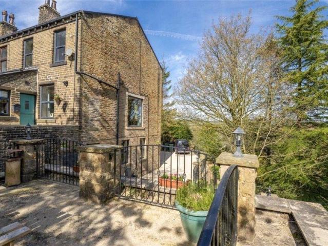 House for sale in Oxenhope, West Yorkshire