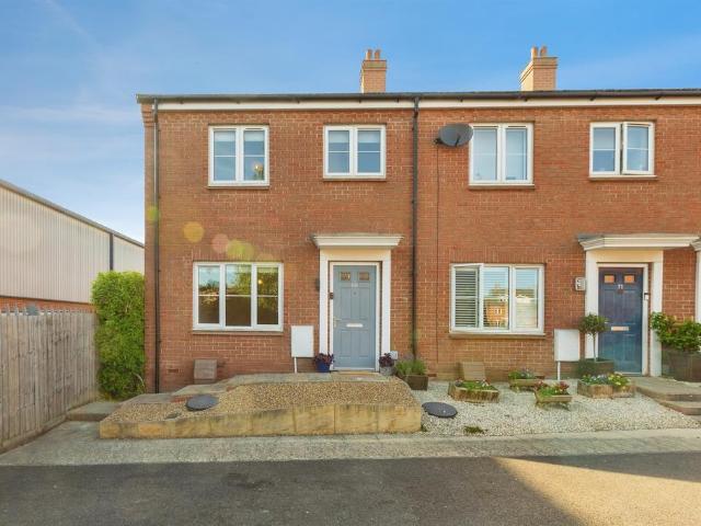House for sale in Quarrendon, Aylesbury