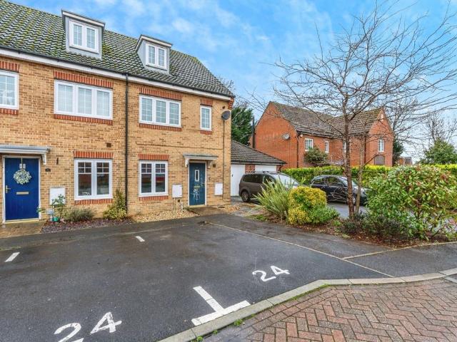 House for sale in Barton Stacey, Hampshire