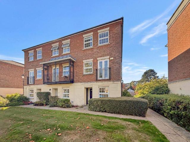 House for sale in Farleigh, Tandridge
