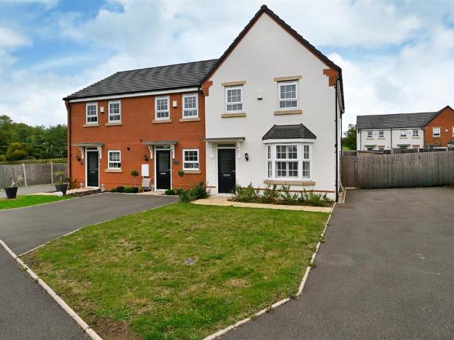 House for sale in Alveley